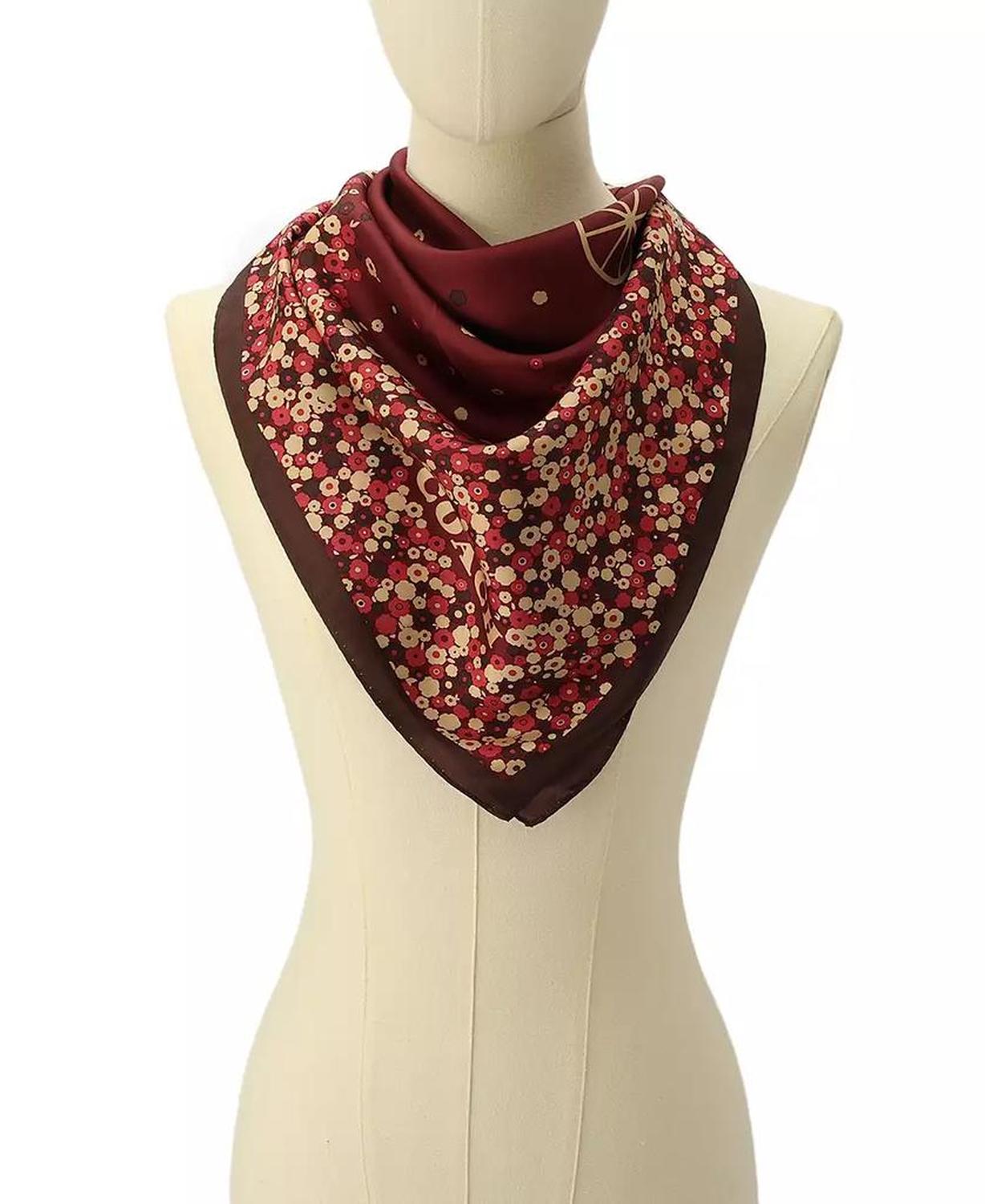Women's Horse and Carriage Tea Rose Printed Silk Scarf