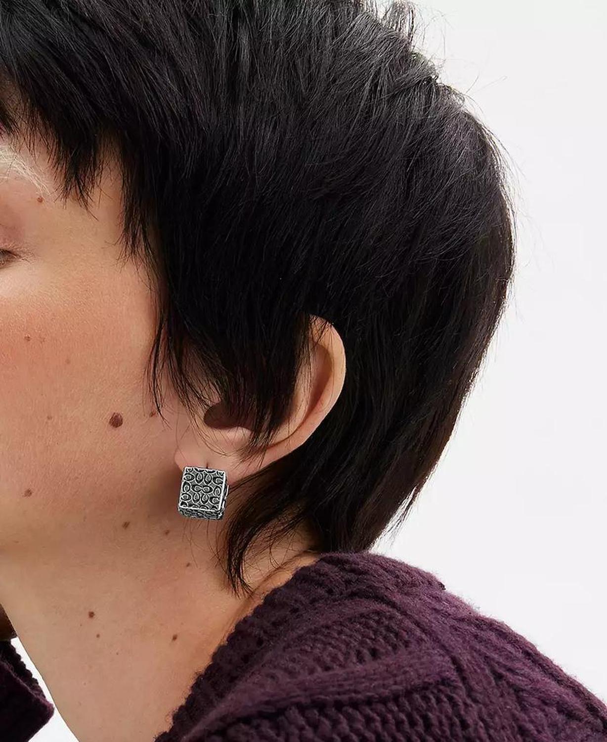 Signature Quilted Cube Huggie Earrings