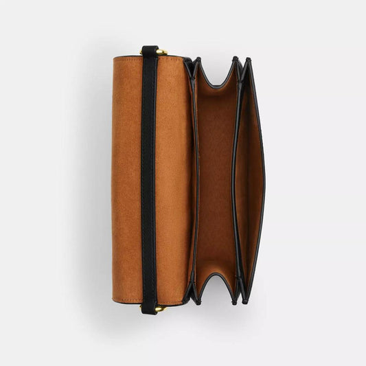 Quinn Bag In Signature Canvas