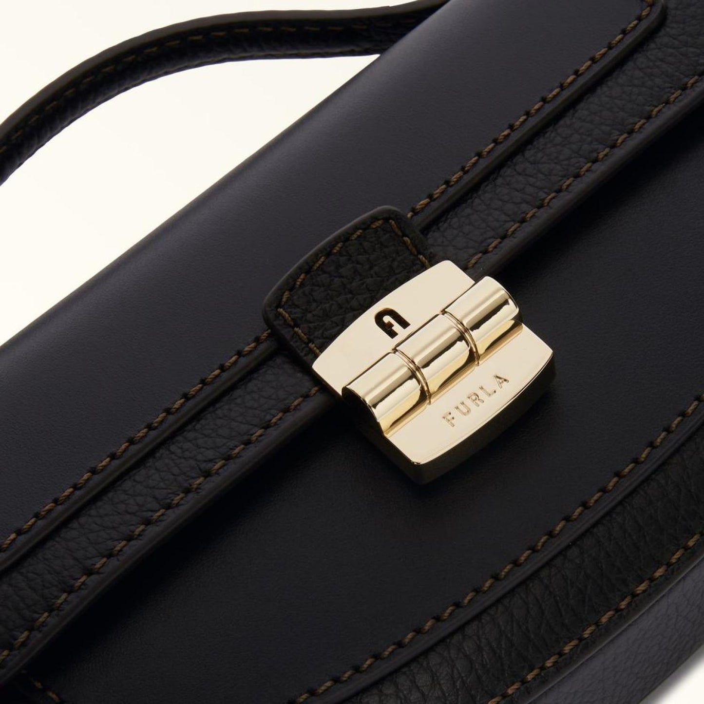 Furla Club 2