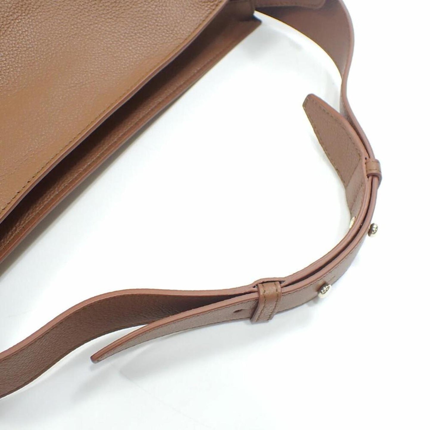 Leather Shoulder Bag (Pre-Owned)