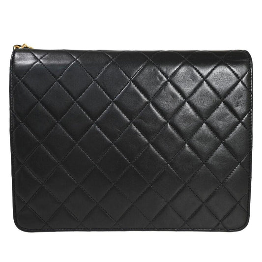 Chanel Matelassé  Leather Handbag (Pre-Owned)