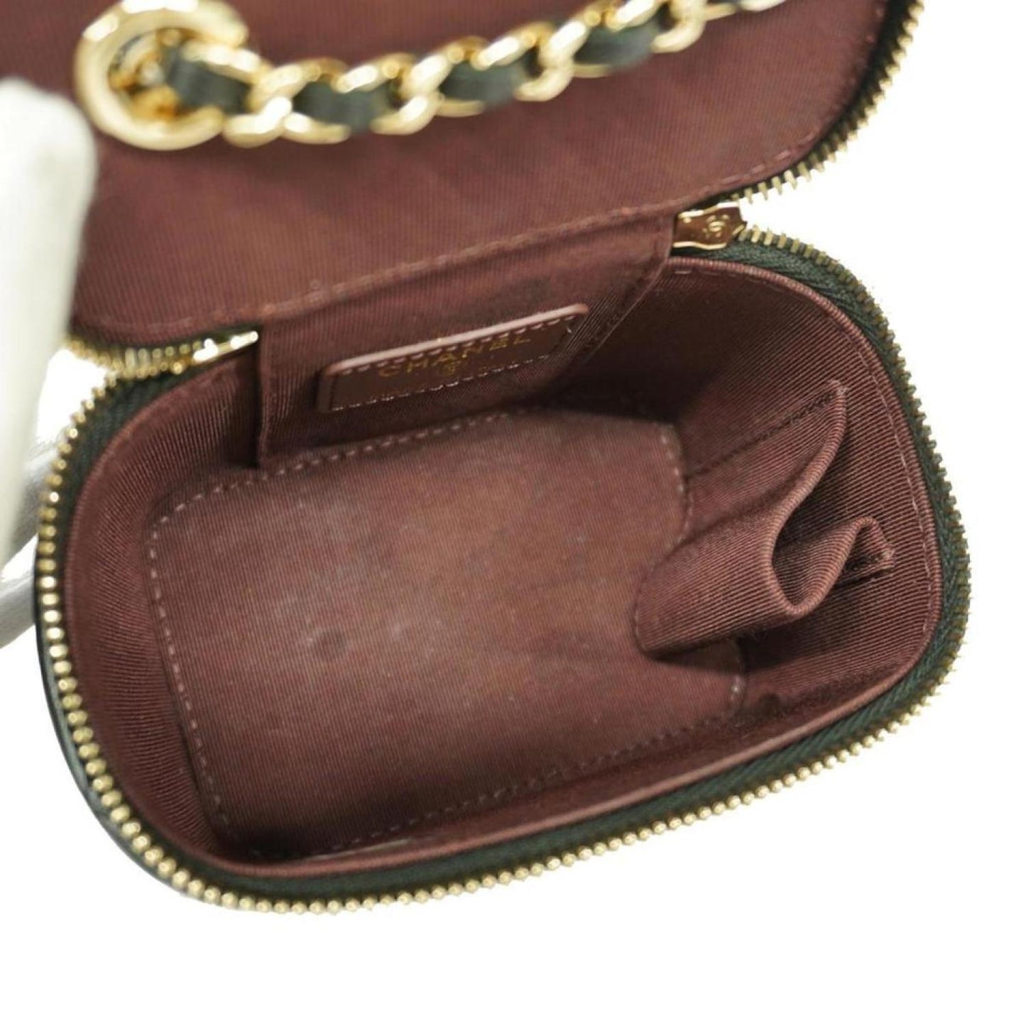 Chanel Vanity Leather Shoulder Bag (Pre-Owned)