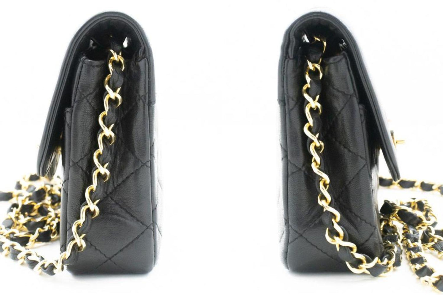 Chanel Leather Shoulder Bag (Pre-Owned)