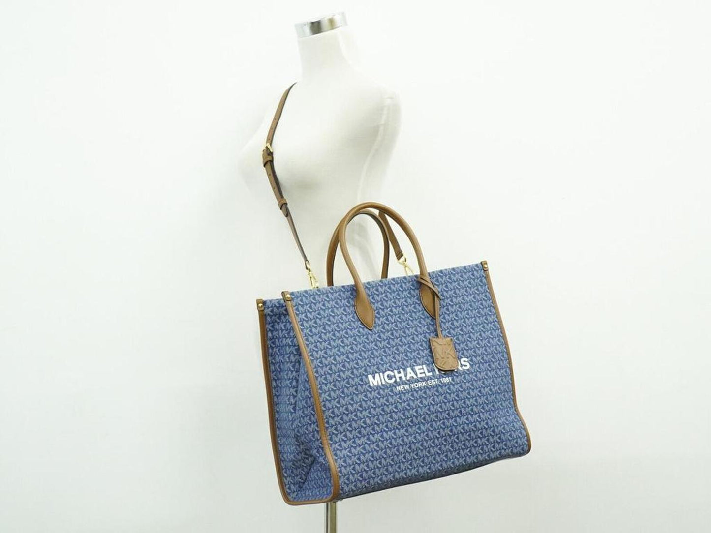 Michael Kors Canvas Tote Bag (Pre-Owned)