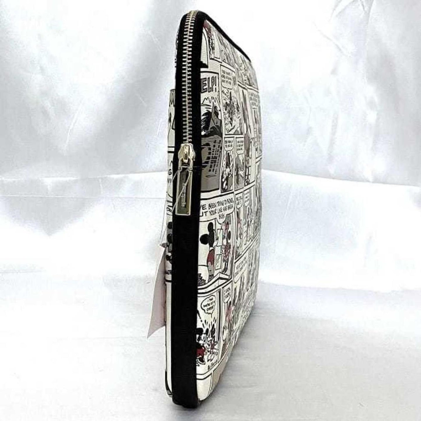 Leather Clutch Bag (Pre-Owned)