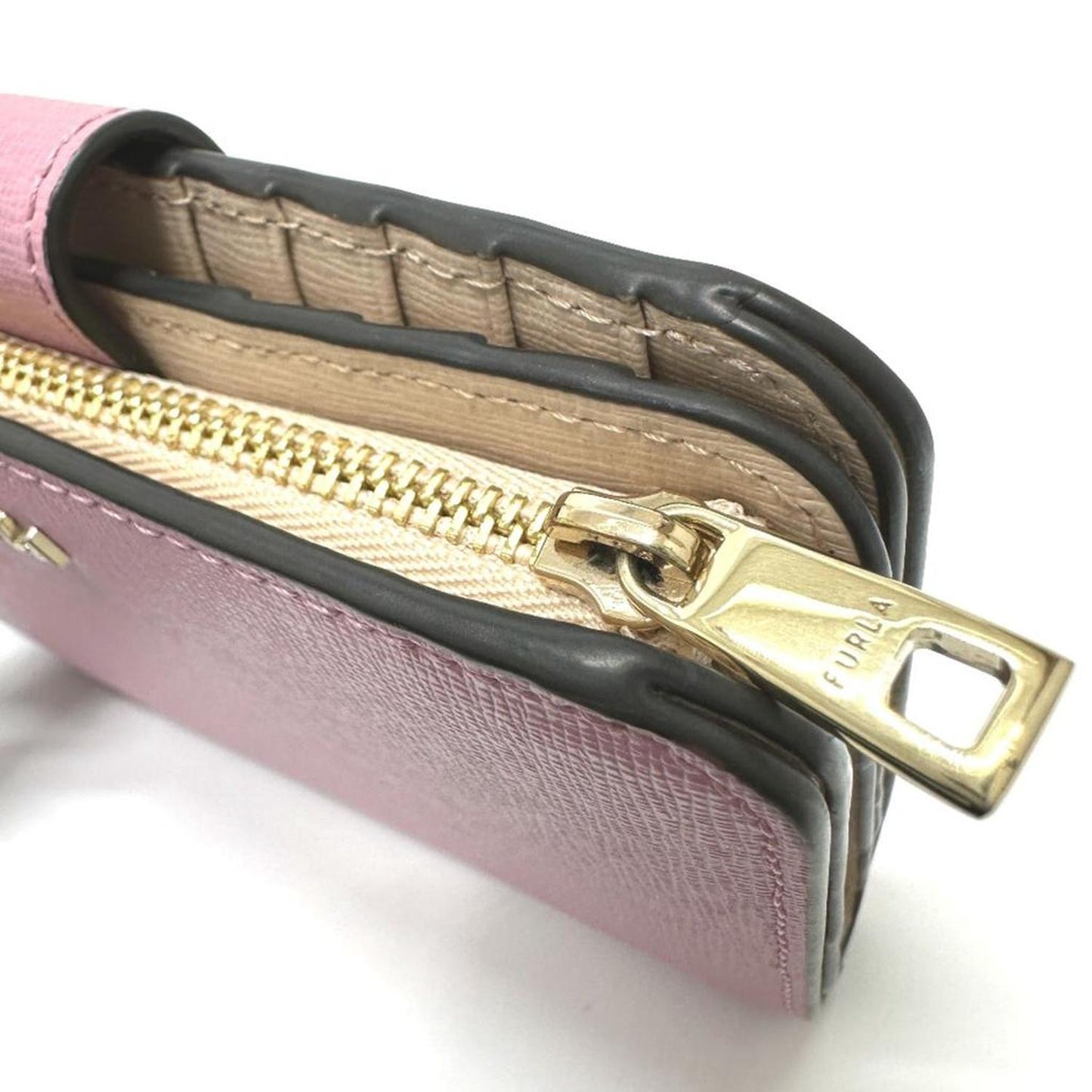 Leather Wallet (Bi-Fold) (Pre-Owned)