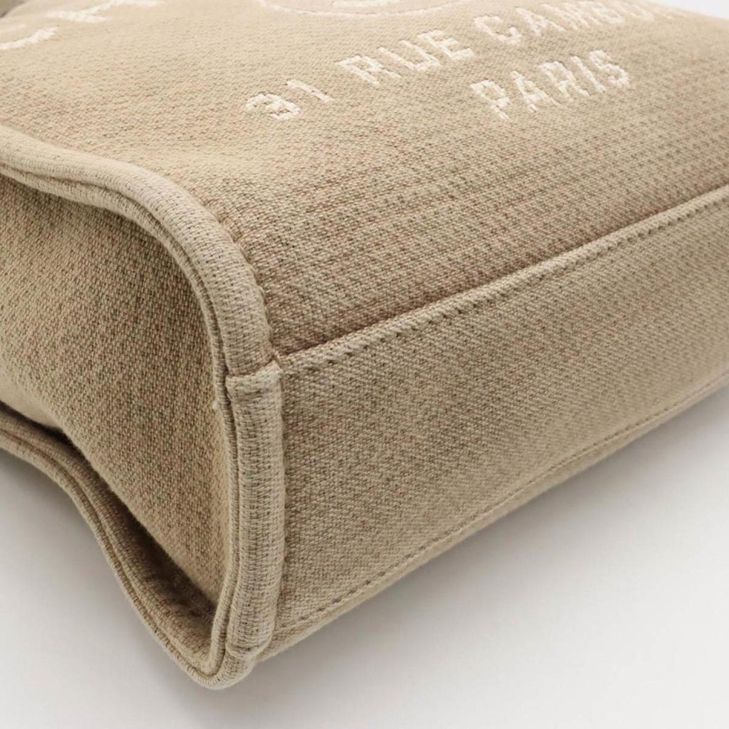Chanel Deauville Canvas Tote Bag (Pre-Owned)