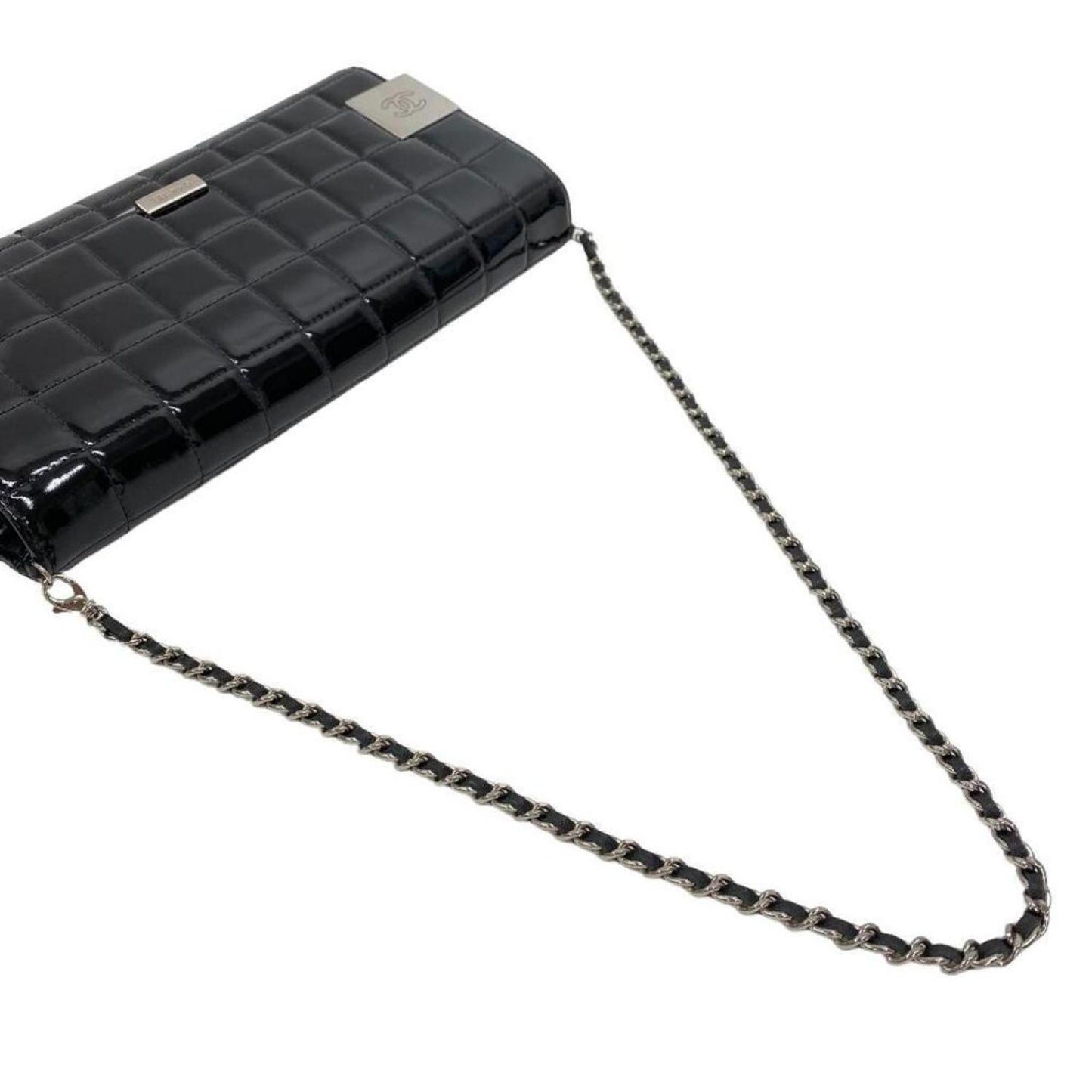 Chanel Chocolate Bar Patent Leather Shoulder Bag (Pre-Owned)