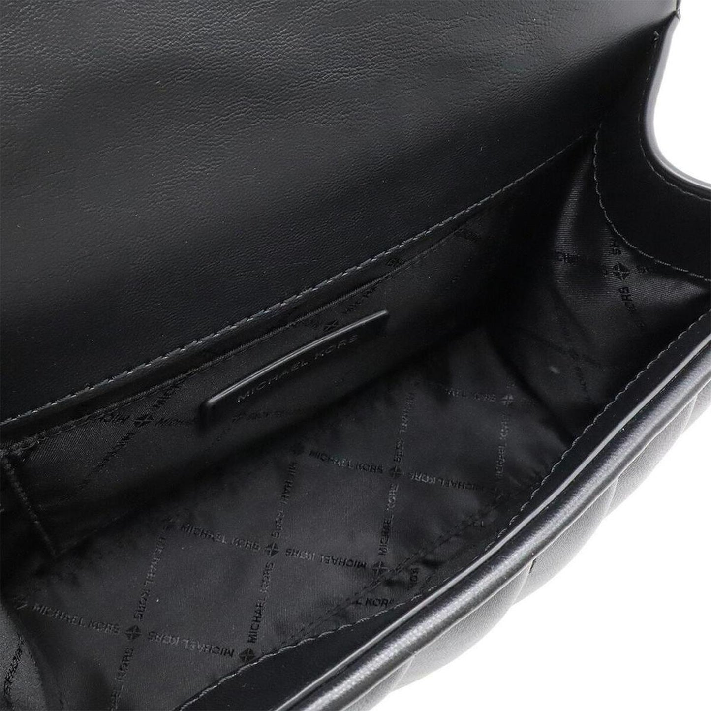 Leather Shoulder Bag (Pre-Owned)