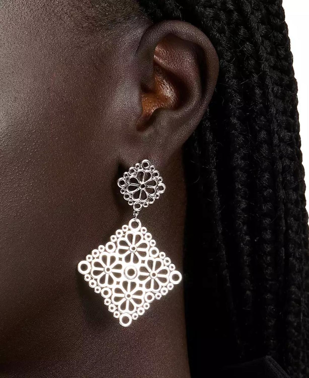 Spade Flower Lace Drop Earrings