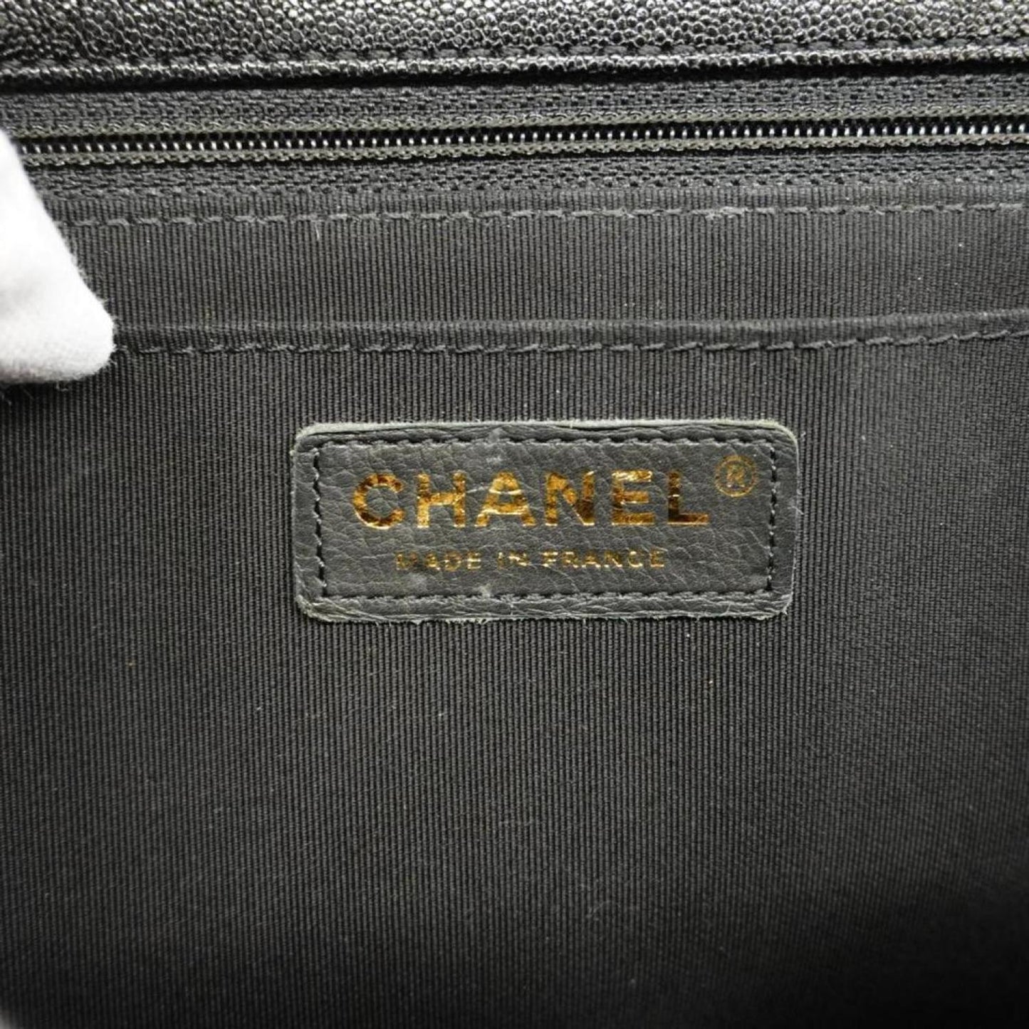 Chanel Matelassé Leather Shoulder Bag (Pre-Owned)