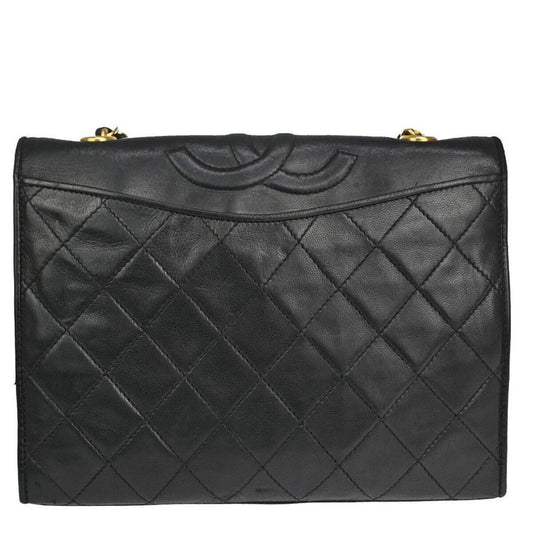 Chanel Matelassé Leather Shoulder Bag (Pre-Owned)