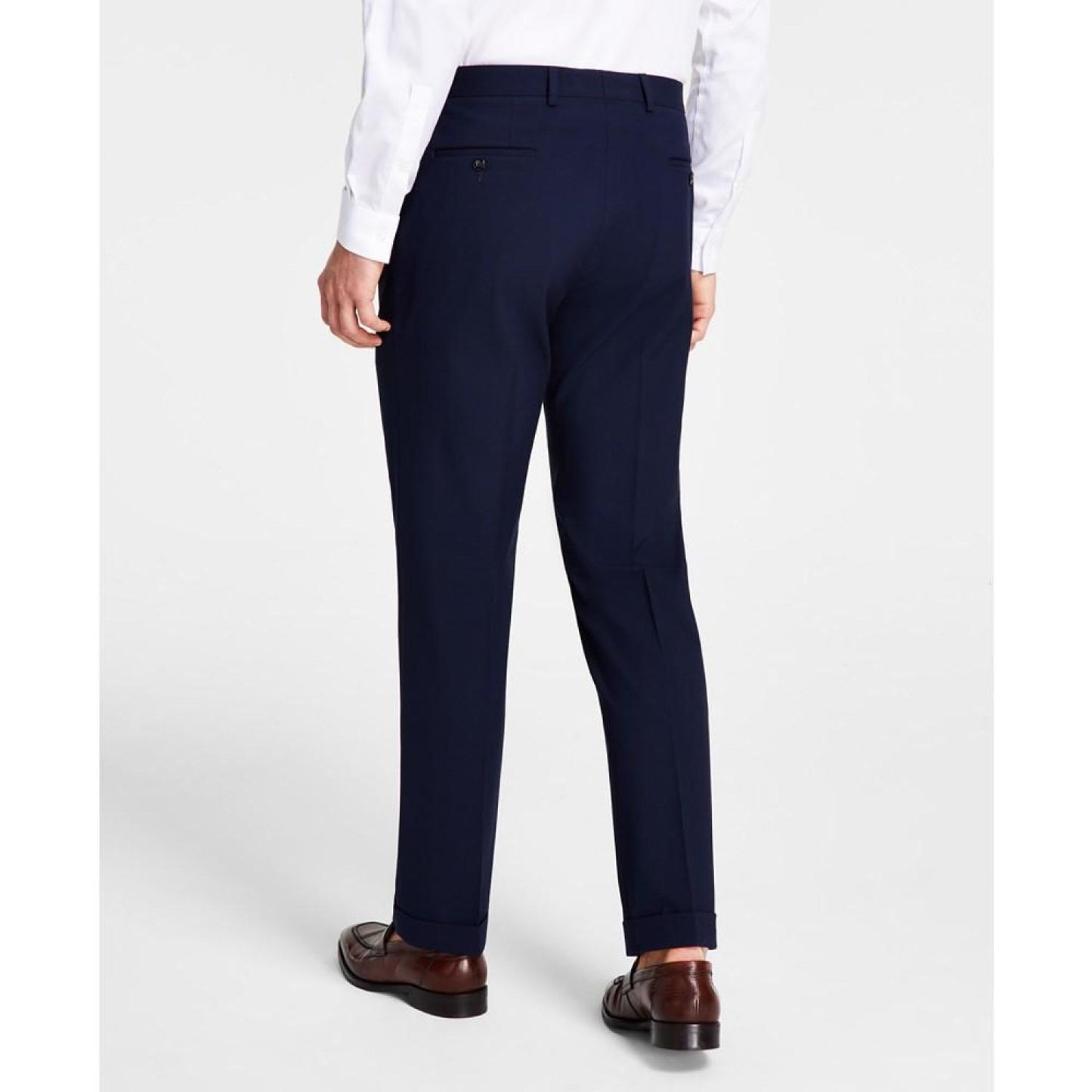 Men's Pleated Solid Classic Fit Pants