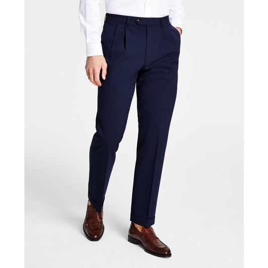 Men's Pleated Solid Classic Fit Pants