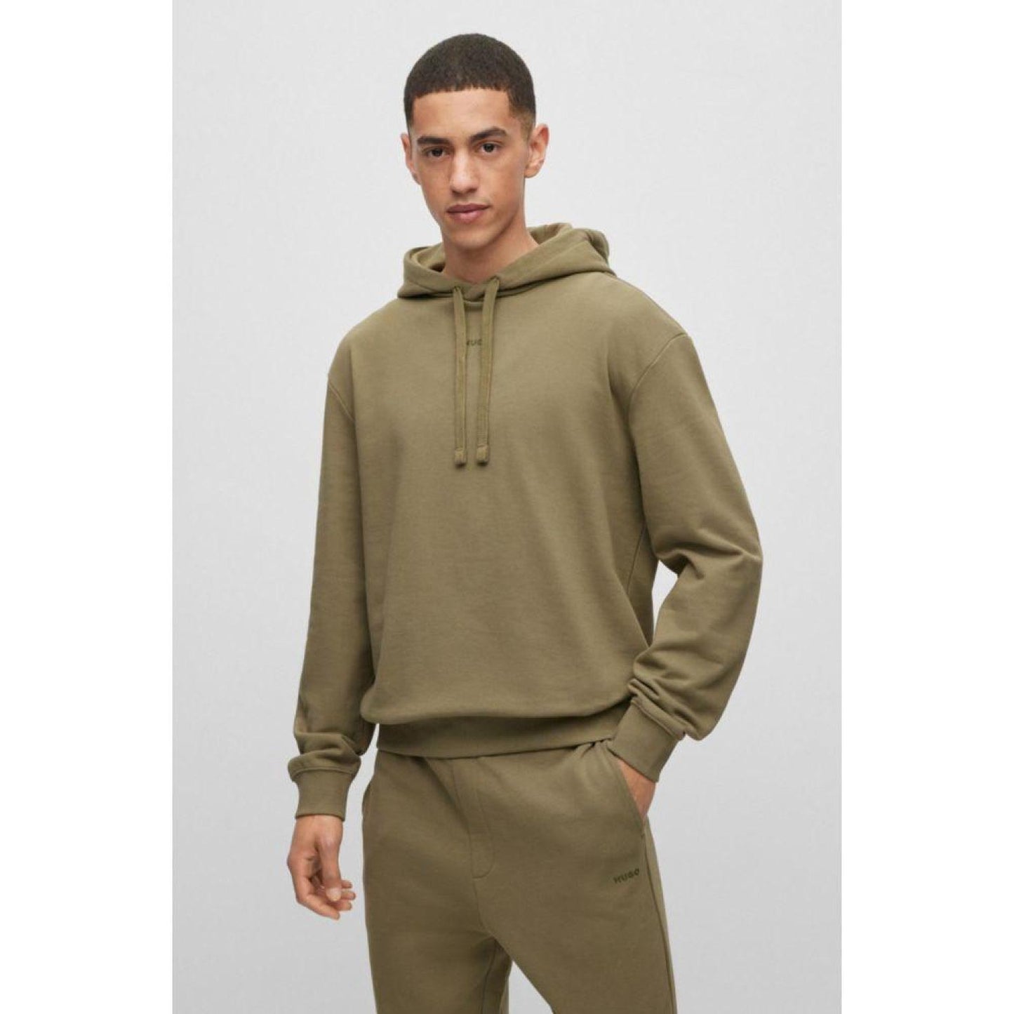 Relaxed-fit cotton hoodie with contrast logo