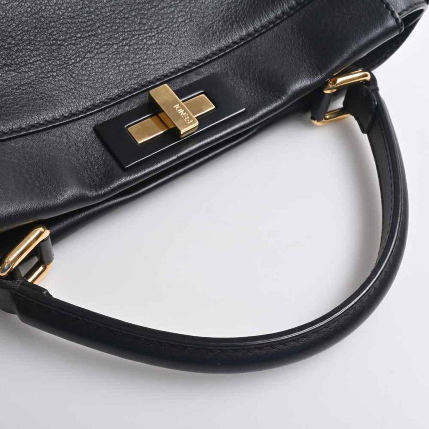 Fendi Peekaboo Leather Handbag (Pre-Owned)