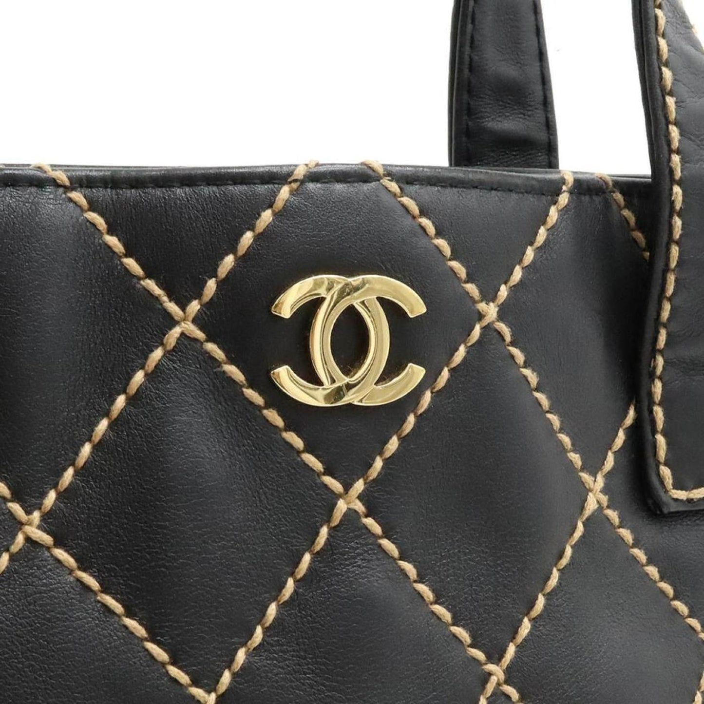 Chanel Wild Stitch Leather Tote Bag (Pre-Owned)