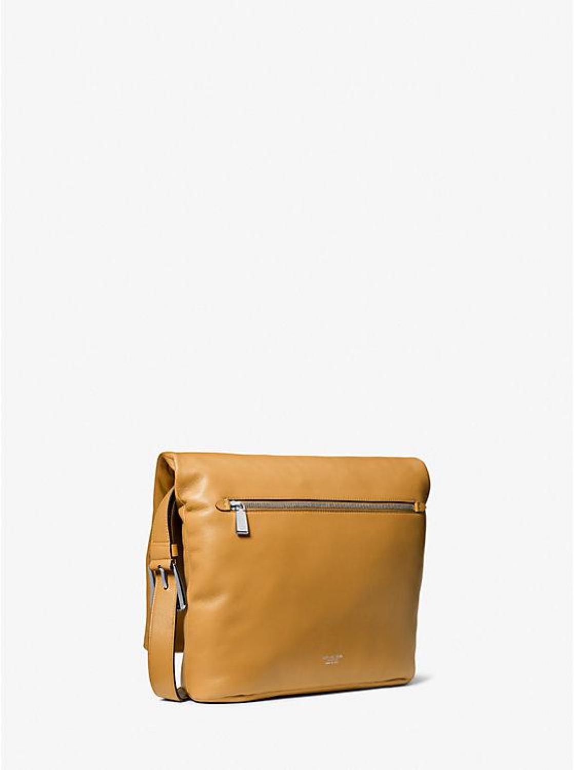 Gloria Medium Leather Messenger Bag