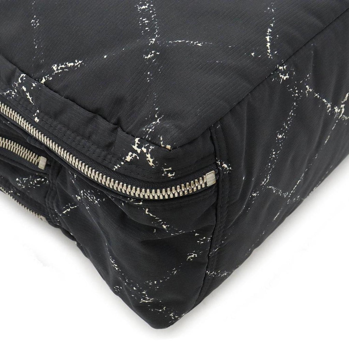 Chanel Travel Line Synthetic Tote Bag (Pre-Owned)