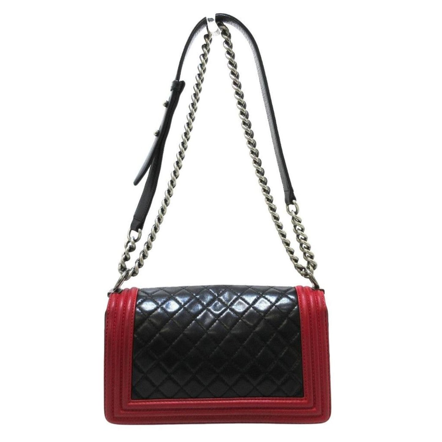 Chanel Boy Leather Shoulder Bag (Pre-Owned)