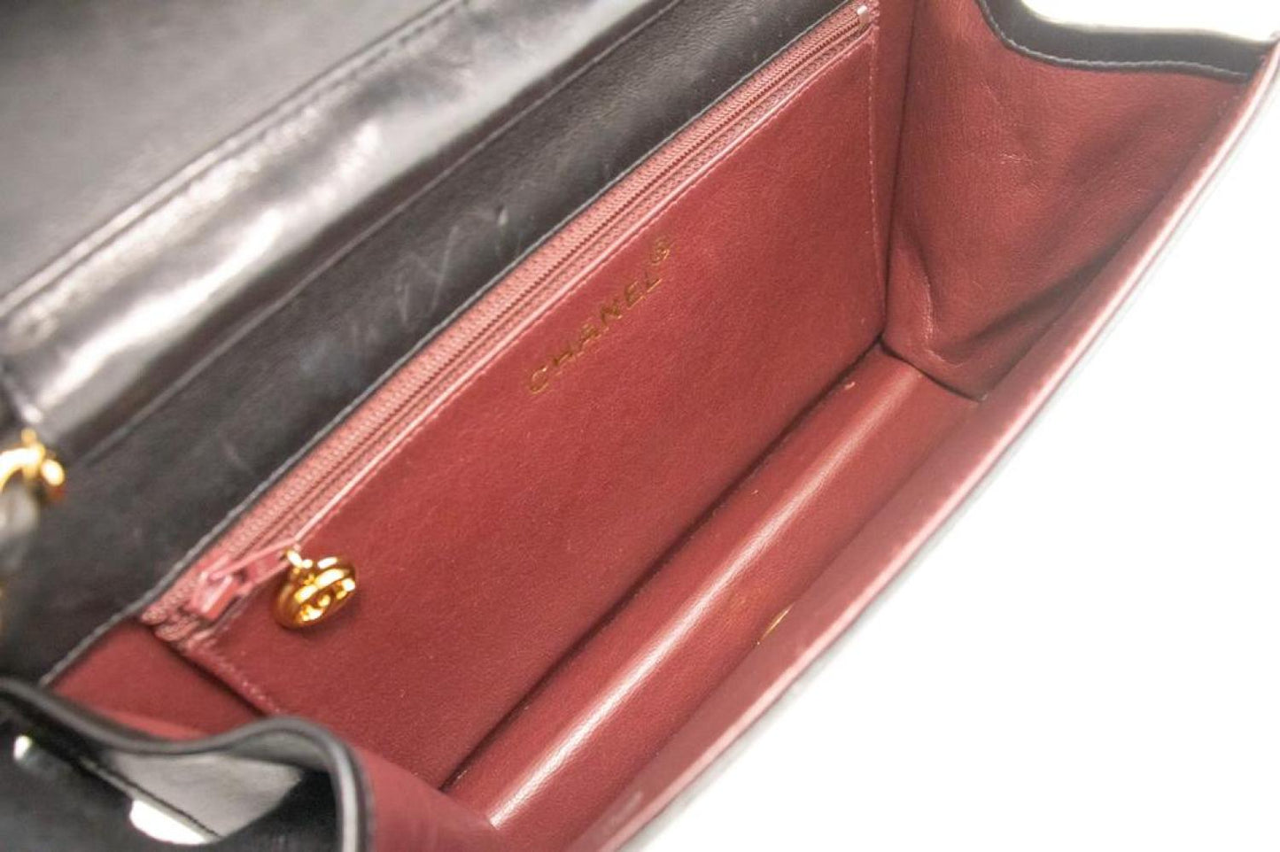 Chanel Full Flap Leather Shoulder Bag (Pre-Owned)