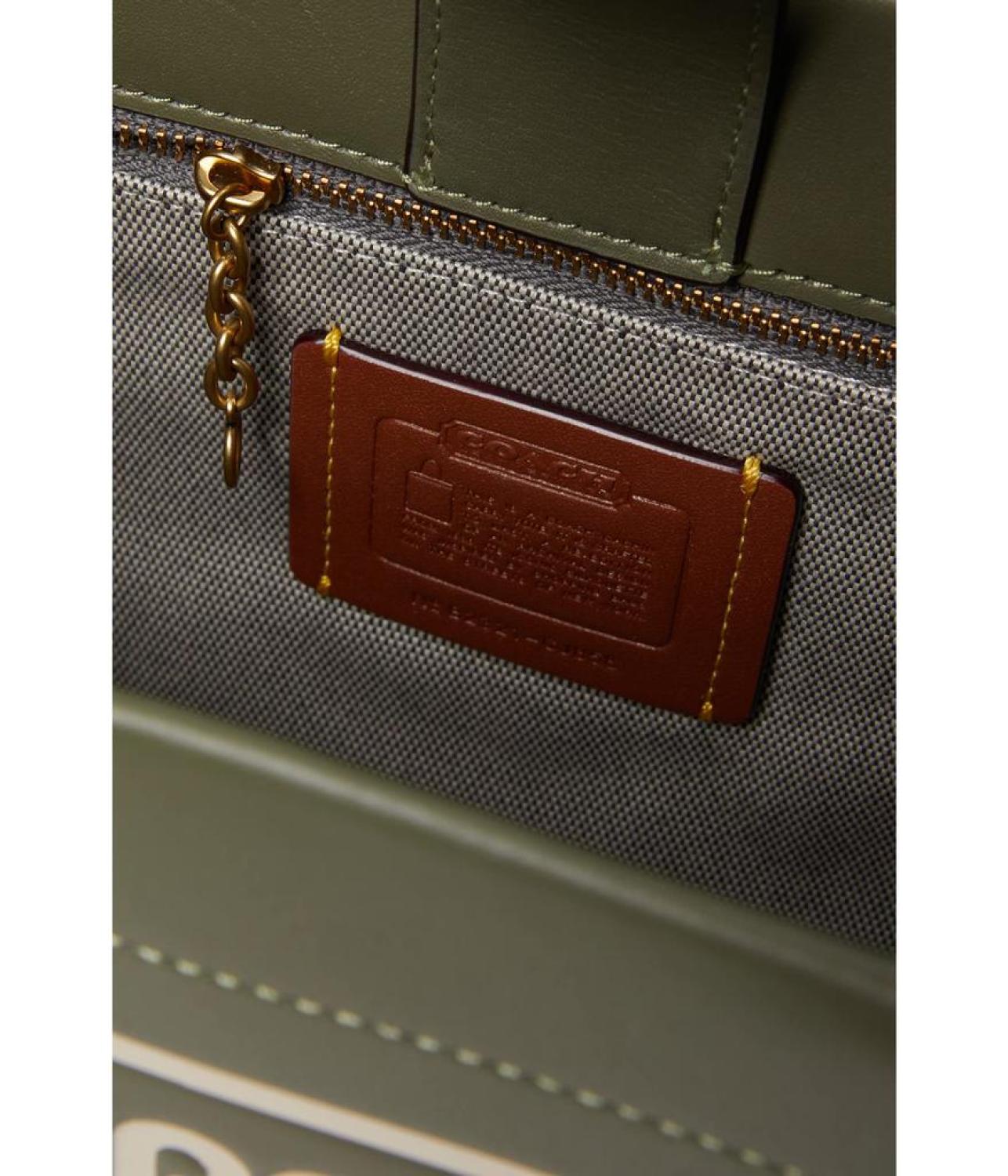 Cashin Carry 22 with Fire Island Graphics
