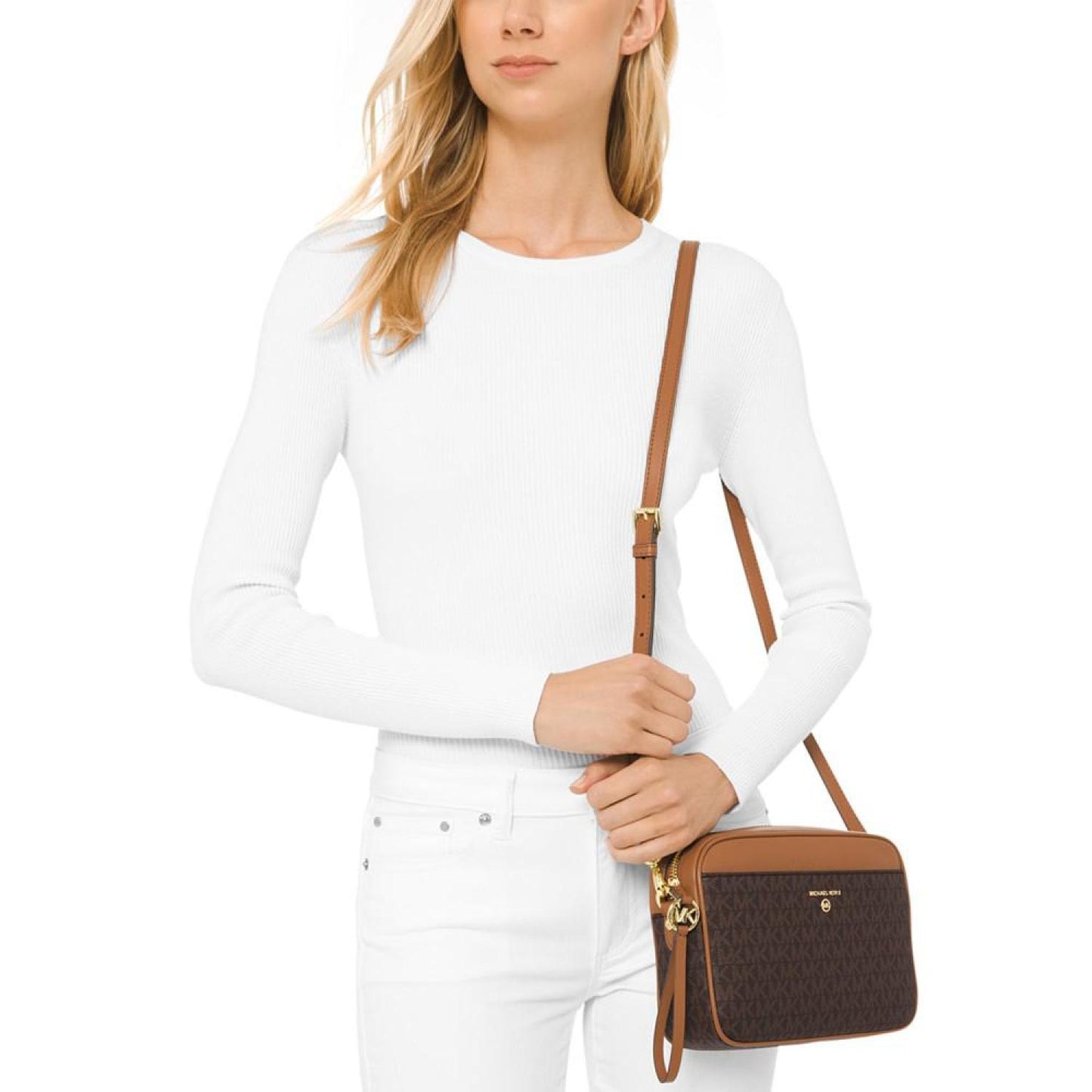 Logo Jet Set Charm Large East West Camera Crossbody