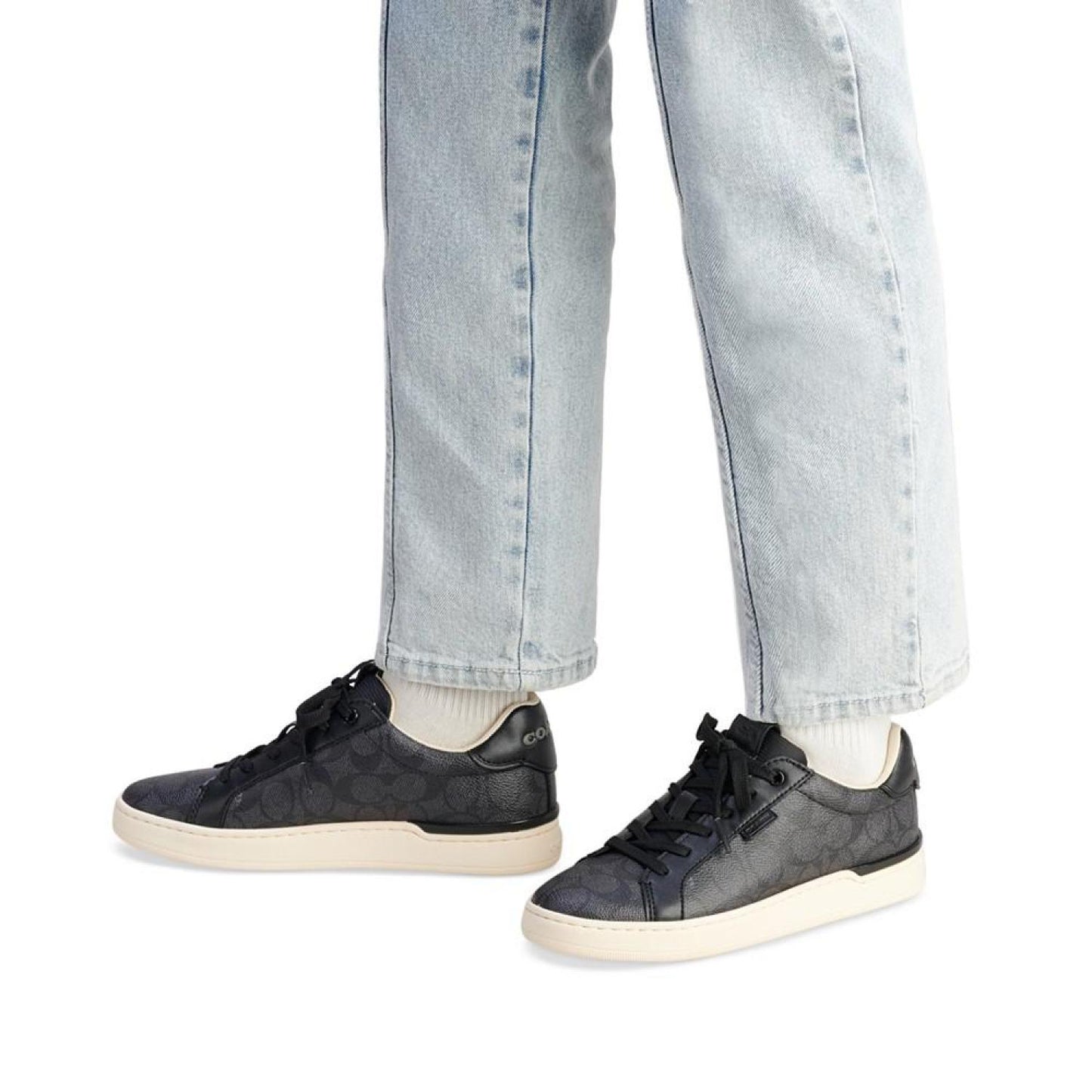 Women's Lowline Signature Lace-up Sneakers