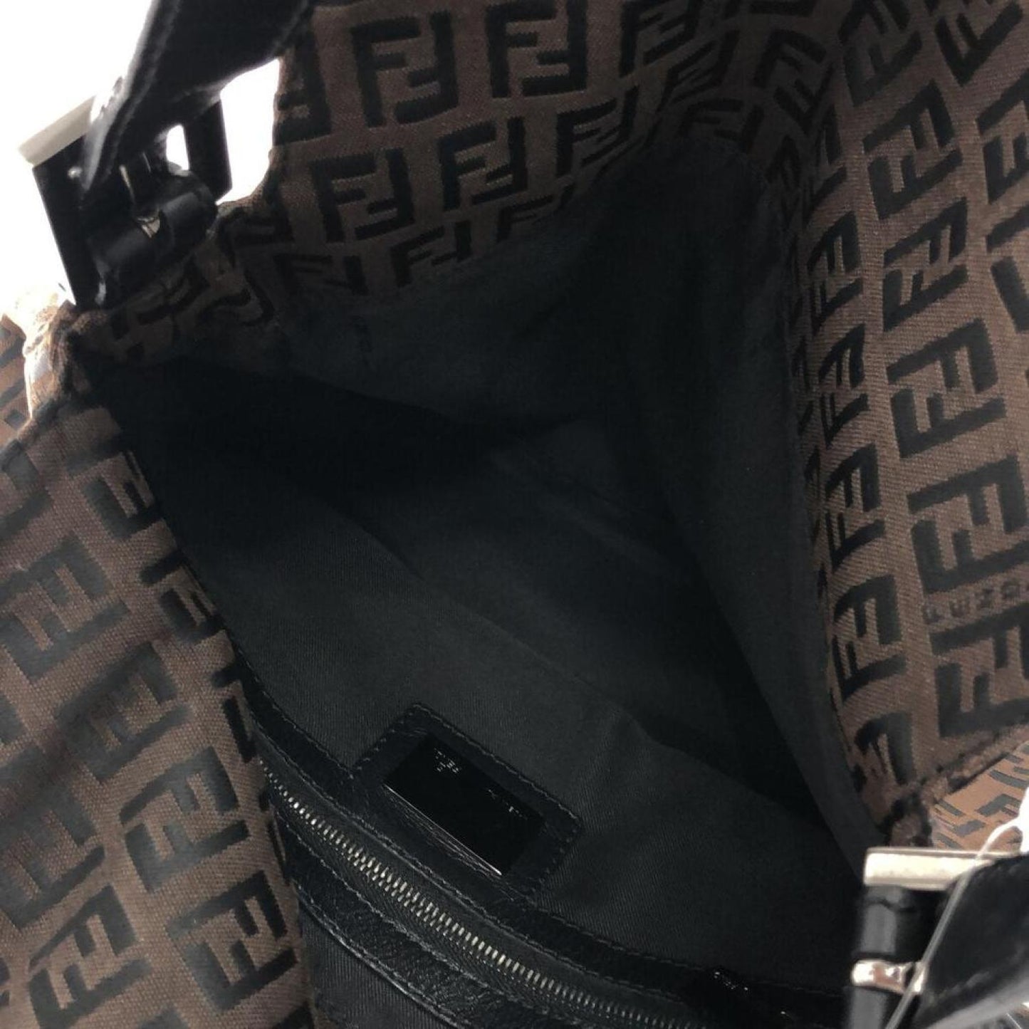 Fendi Mamma Baguette Canvas Shoulder Bag (Pre-Owned)