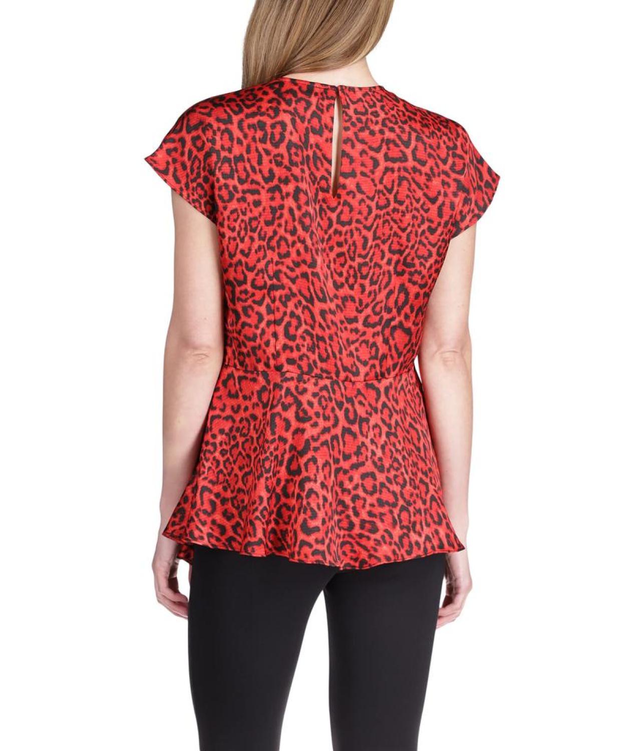 Wildcat Asymmetrical Hank Hem Top