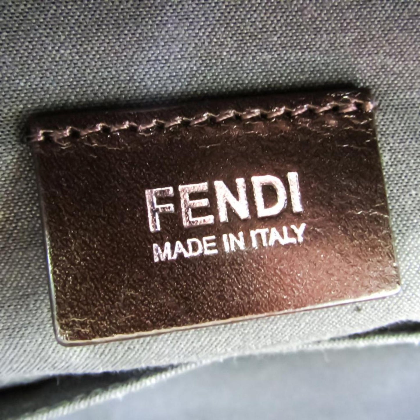 Fendi Leather Shoulder Bag (Pre-Owned)