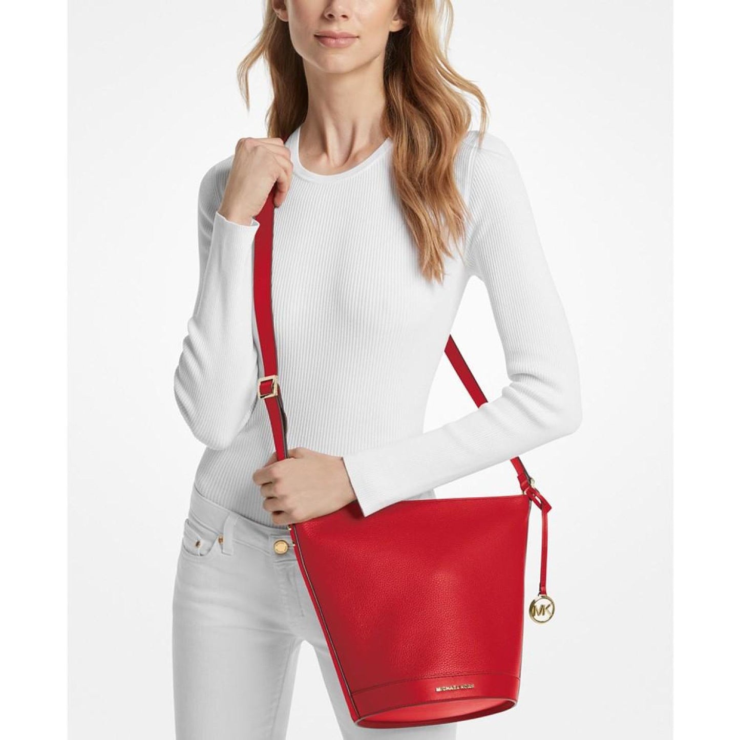 Townsend Medium Top-Zip Leather Bucket Messenger