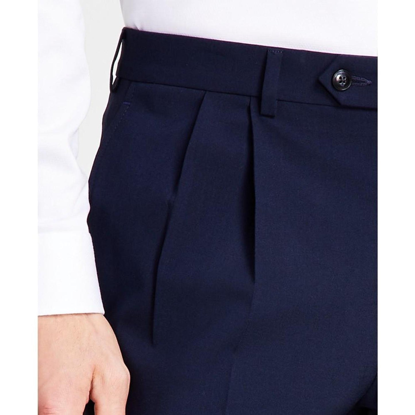 Men's Pleated Solid Classic Fit Pants