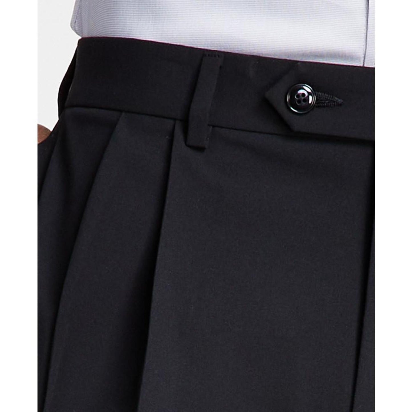 Men's Pleated Solid Classic Fit Pants