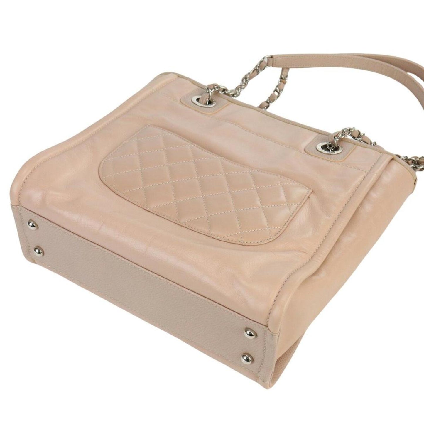 Chanel Deauville Leather Shoulder Bag (Pre-Owned)