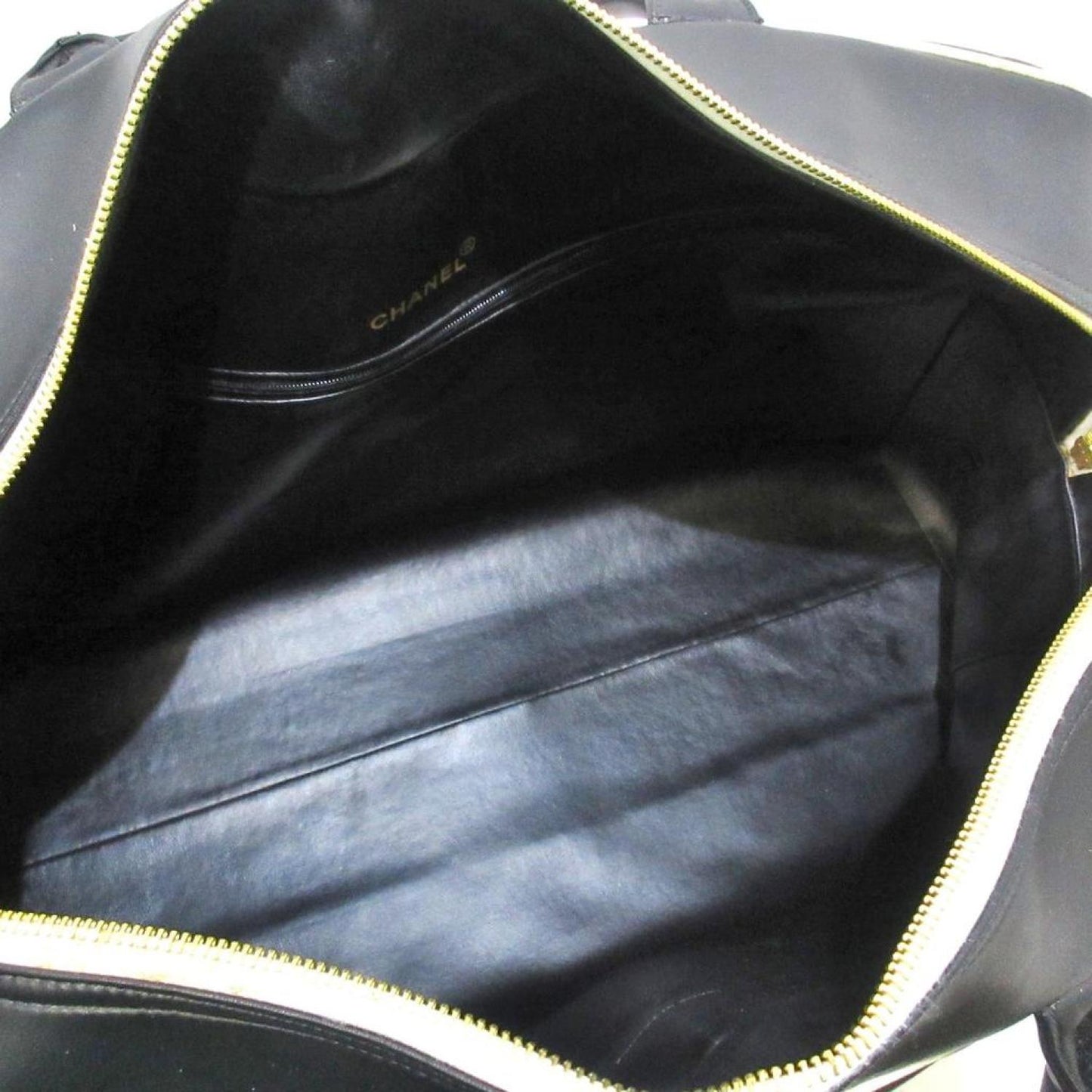 Chanel Matrasse Leather Travel Bag (Pre-Owned)