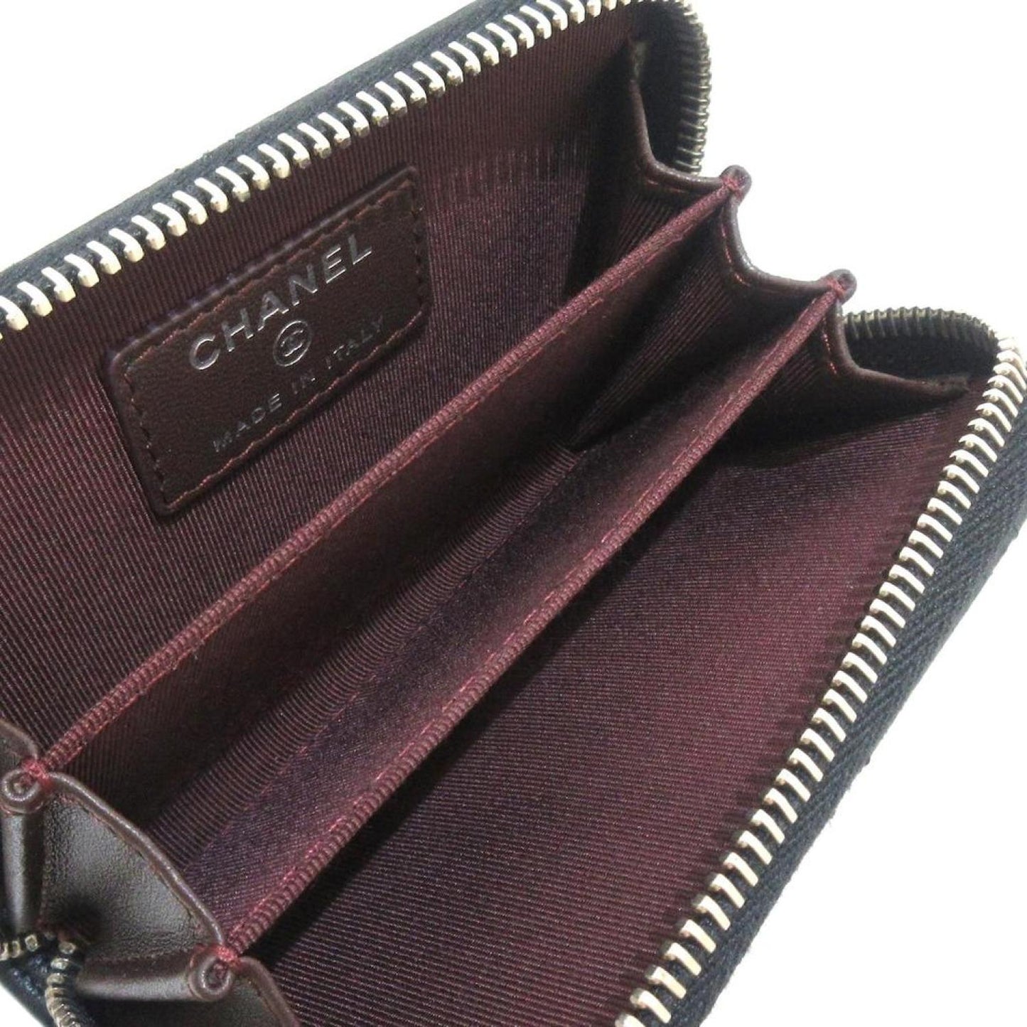 Chanel Matelassé Leather Wallet (Pre-Owned)