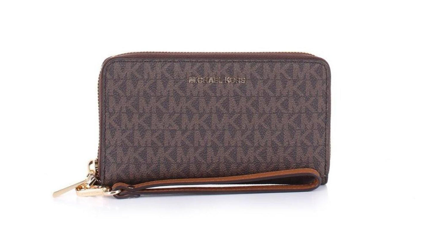 Michael Michael Kors Logo Plaque Zipped Wallet