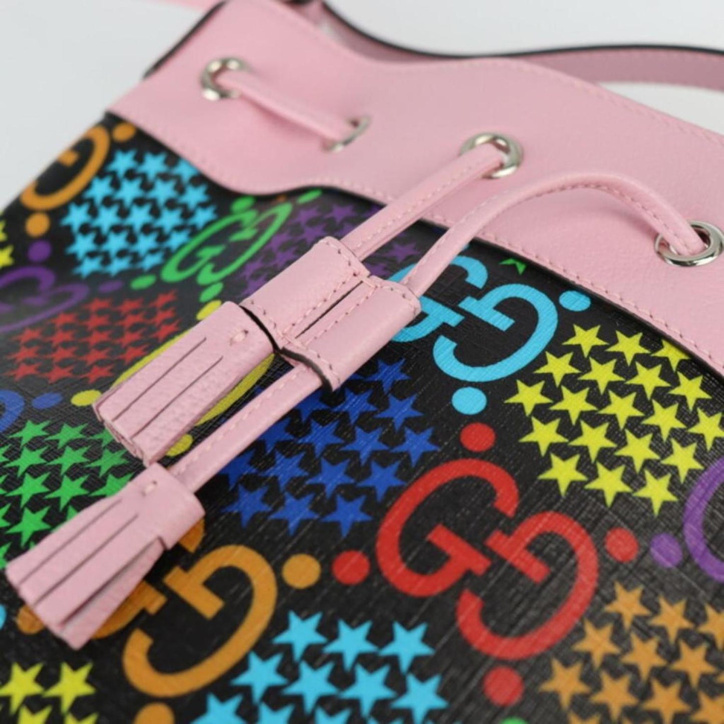Gucci Leather Shoulder Bag (Pre-Owned)