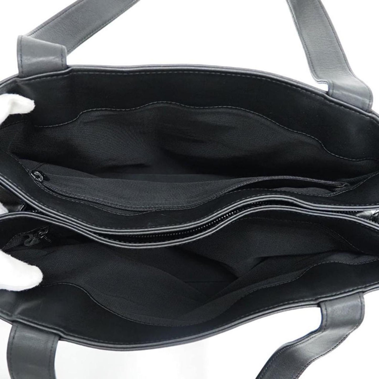 Chanel Cabas Leather Tote Bag (Pre-Owned)