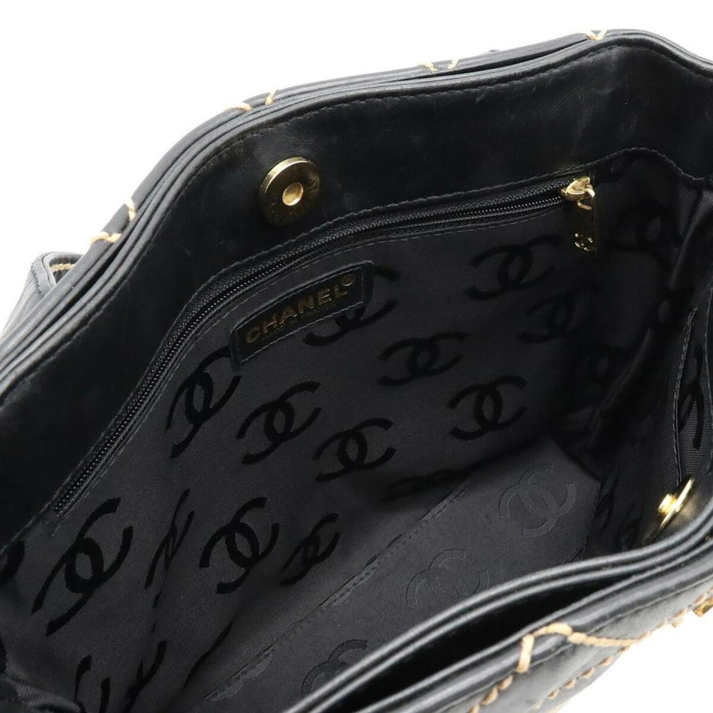 Chanel Wild Stitch Leather Tote Bag (Pre-Owned)