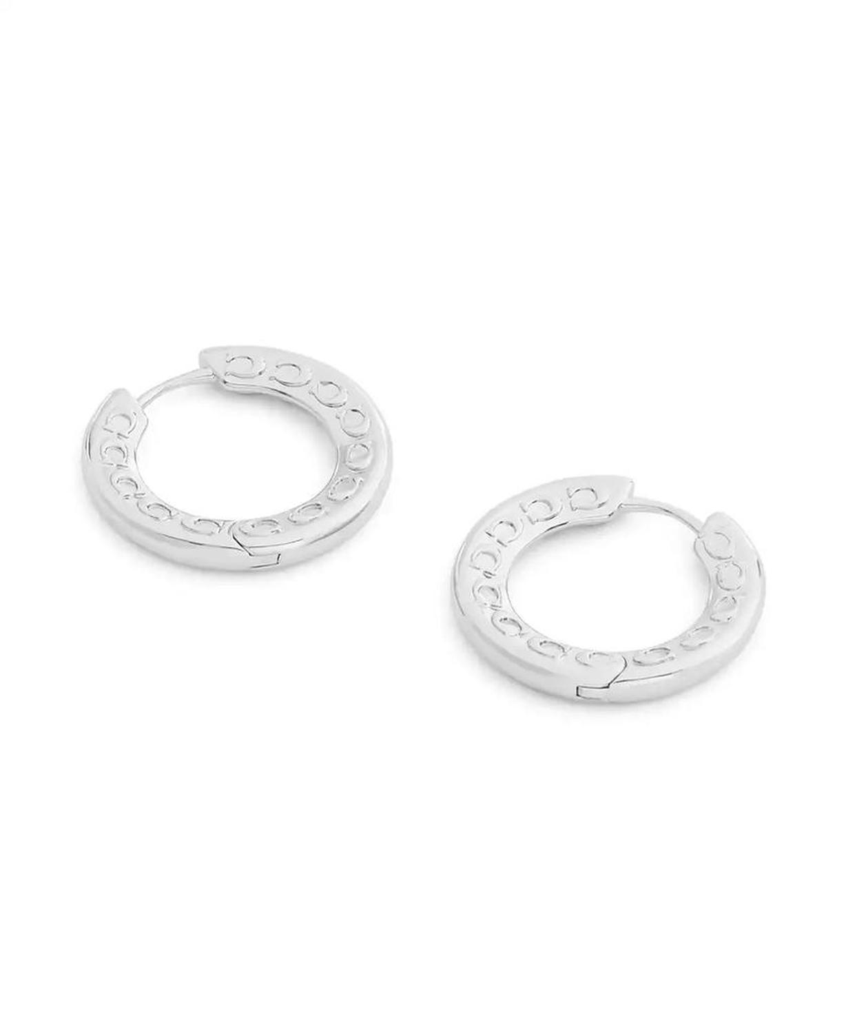 Signature C Minimal Hoop Earrings