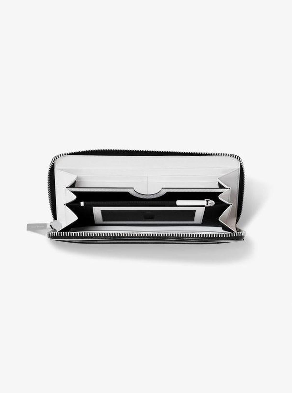 Cooper Pebbled Leather Smartphone Wallet