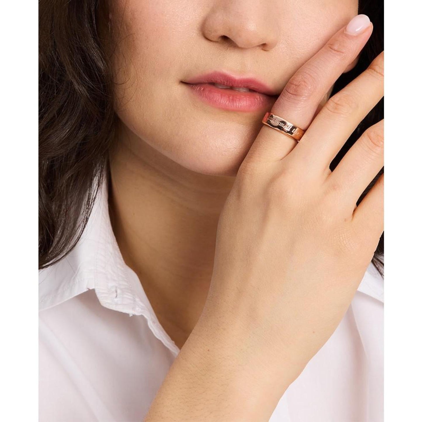 Engraved Idiom Script Band Ring