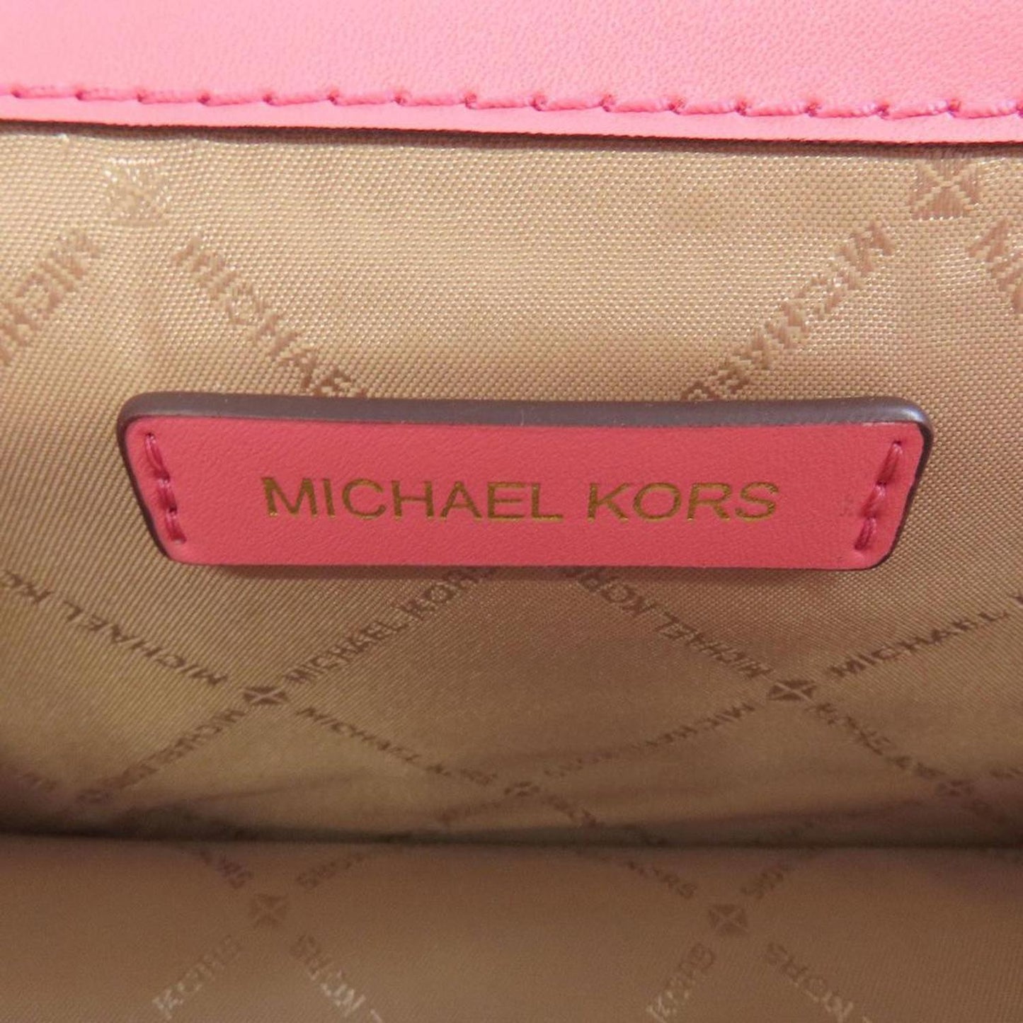 Leather Shoulder Bag (Pre-Owned)