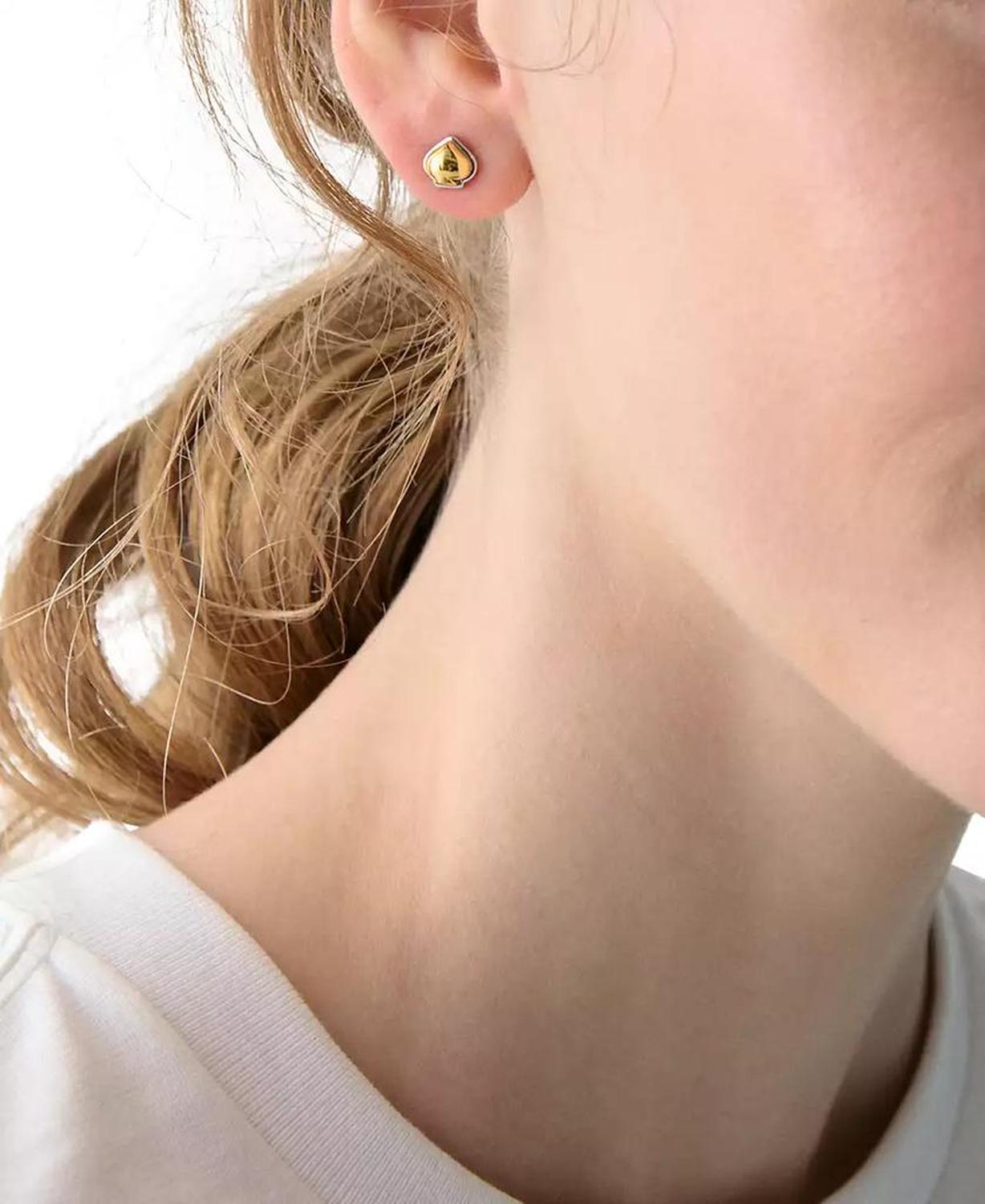 Two-Tone Sculpted Spade Mini Stud Earrings