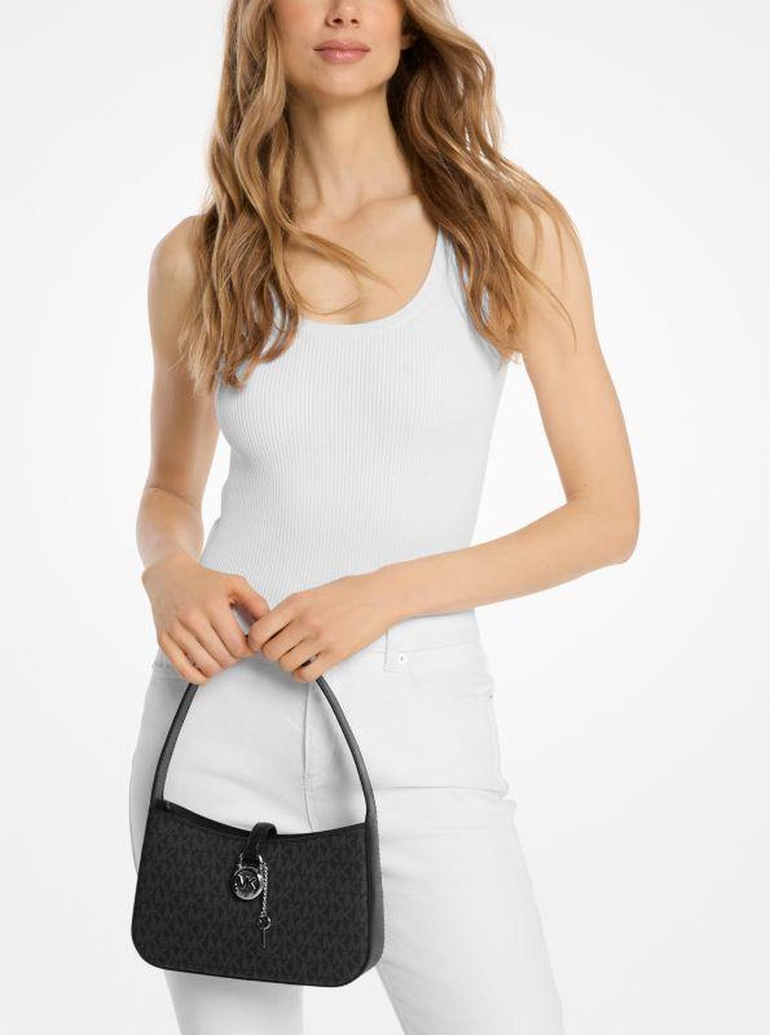 Lyra Small Signature Logo Pochette