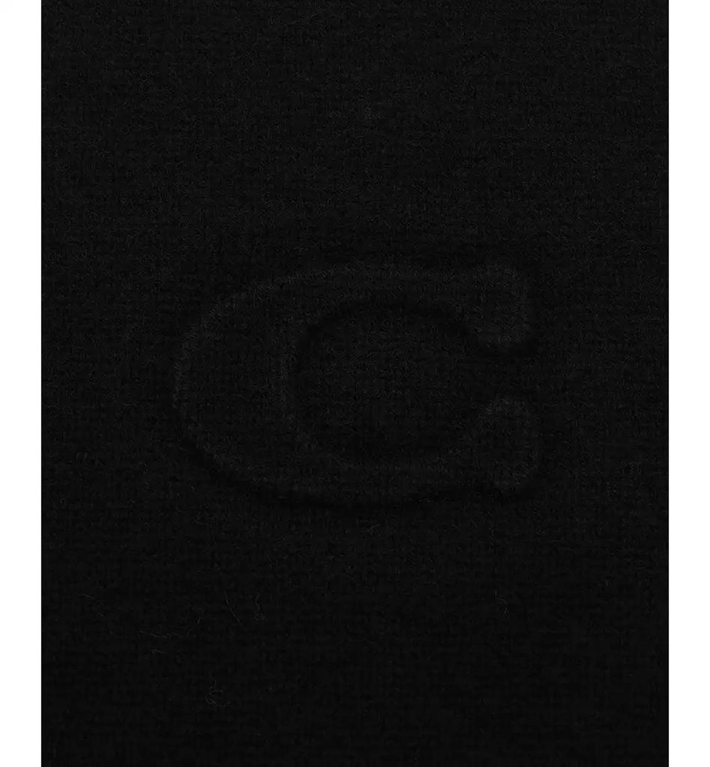 Women's Embossed Knit Muffler