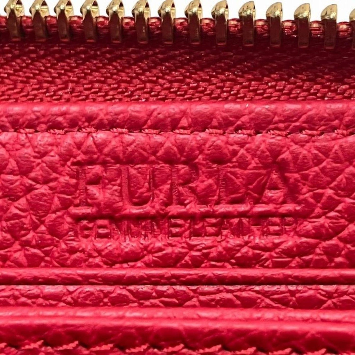 Leather Long Wallet (Bi-Fold) (Pre-Owned)